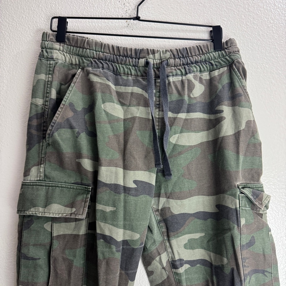 TNA Camo Cargo Pants Drawstring Size Medium - Picture 2 of 8